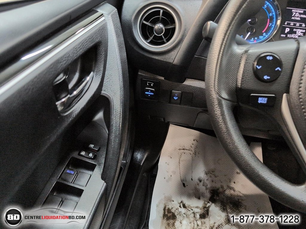 Toyota Corolla LE 2018 à Granby, Québec - 17 - w1024h768px