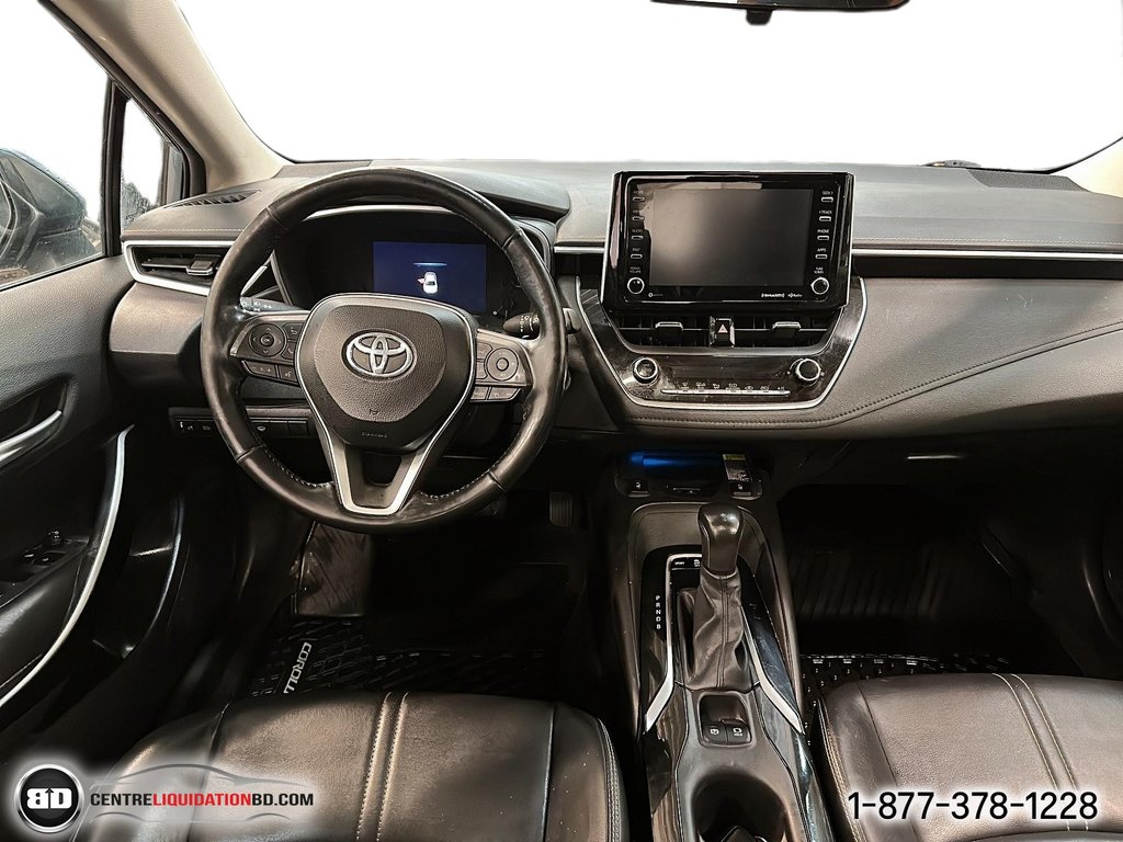 2020 Toyota Corolla XLE in Granby, Quebec - 12 - w1024h768px