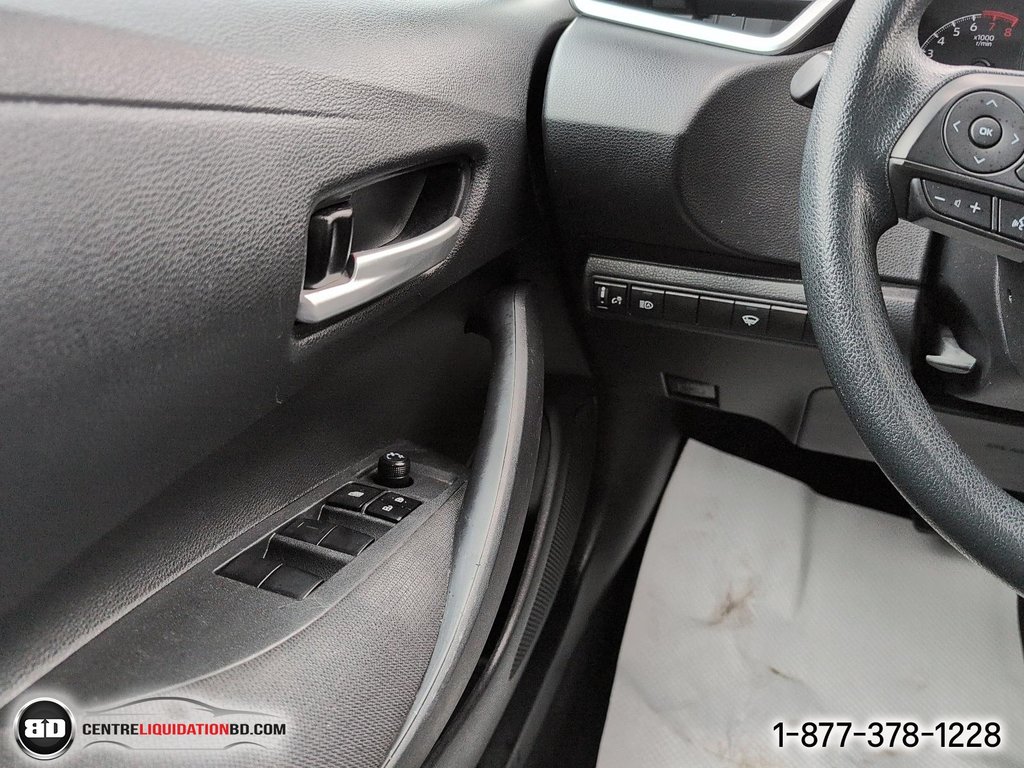 2020 Toyota Corolla in Granby, Quebec - 14 - w1024h768px