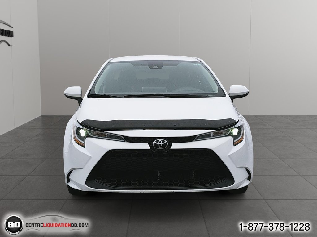 2020 Toyota Corolla in Granby, Quebec - 2 - w1024h768px