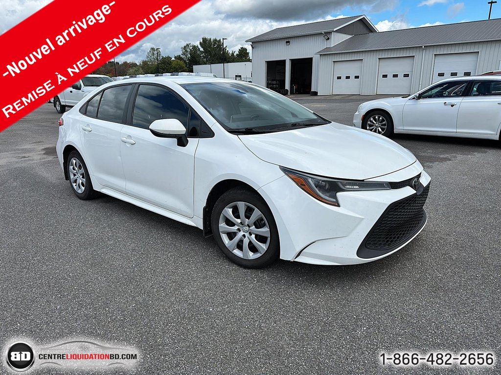 2021 Toyota Corolla LE in Granby, Quebec - 2 - w1024h768px