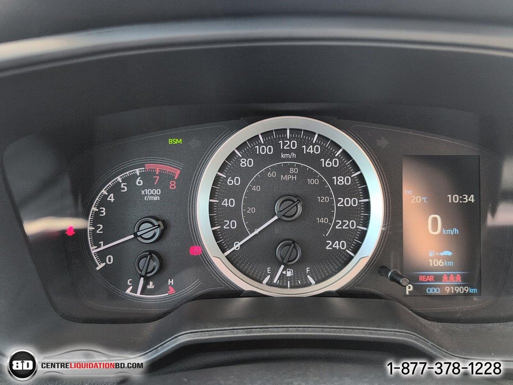 2021 Toyota Corolla in Granby, Quebec - 15 - w1024h768px