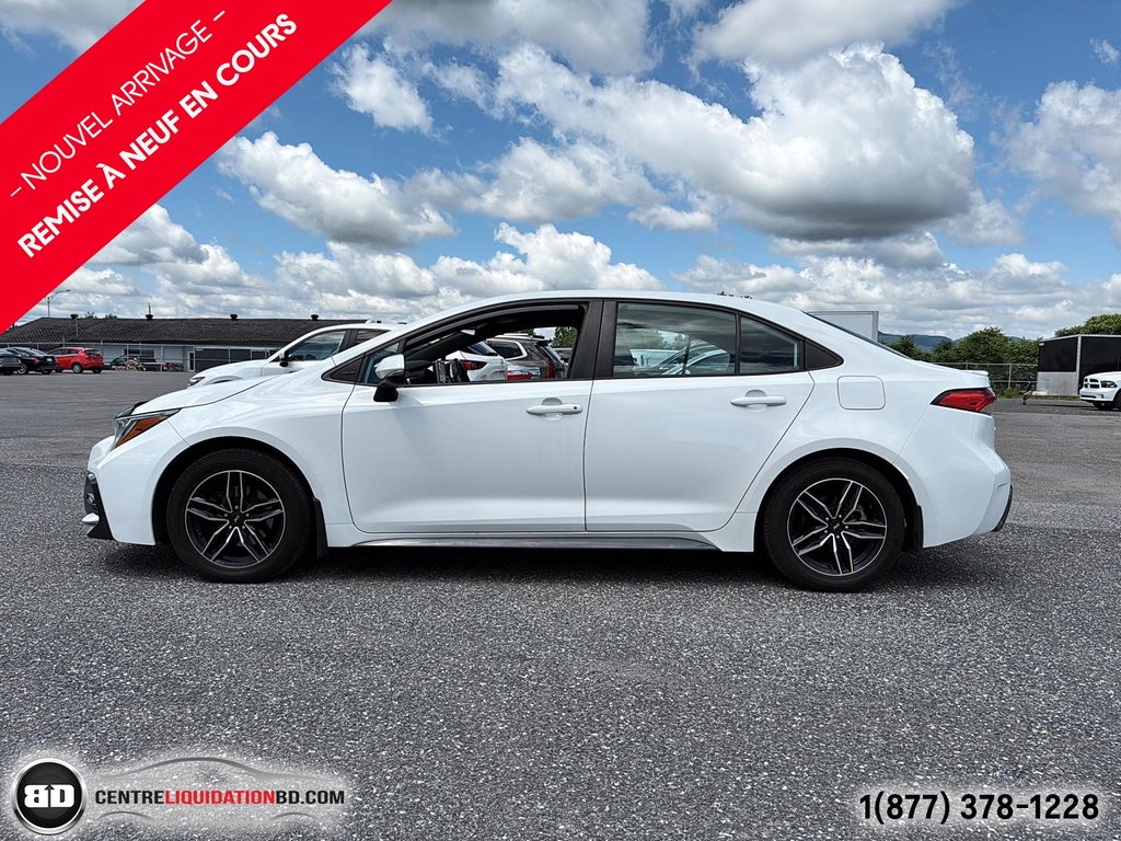 2021 Toyota Corolla SE AUTOMATIQUE in Granby, Quebec - 10 - w1024h768px