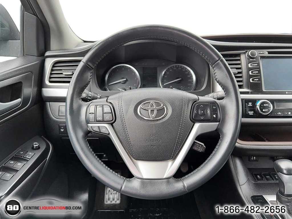 Toyota Highlander  2016 à Granby, Québec - 14 - w1024h768px