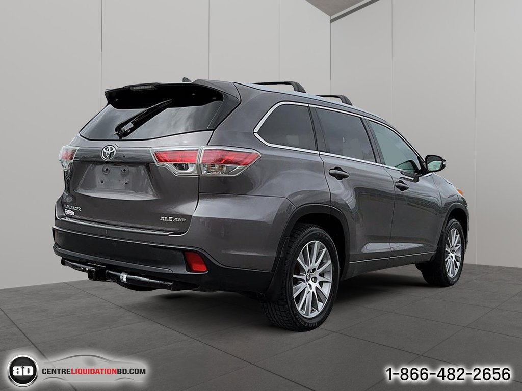 Toyota Highlander  2016 à Granby, Québec - 5 - w1024h768px