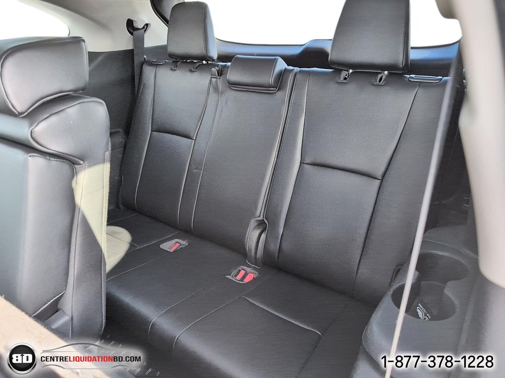 2020 Toyota Highlander XLE 8 PASSAGERS in Granby, Quebec - 15 - w1024h768px