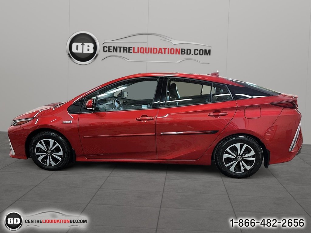 2017 Toyota PRIUS PRIME HYBRIDE BRANCHABLE (40KM AUTONOMIE) TRES RARE in Granby, Quebec - 8 - w1024h768px