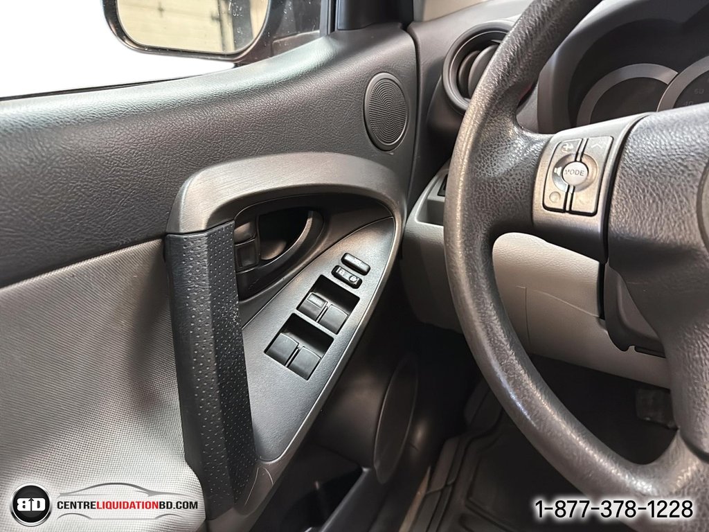 Toyota RAV4 AWD 2012 à Granby, Québec - 18 - w1024h768px