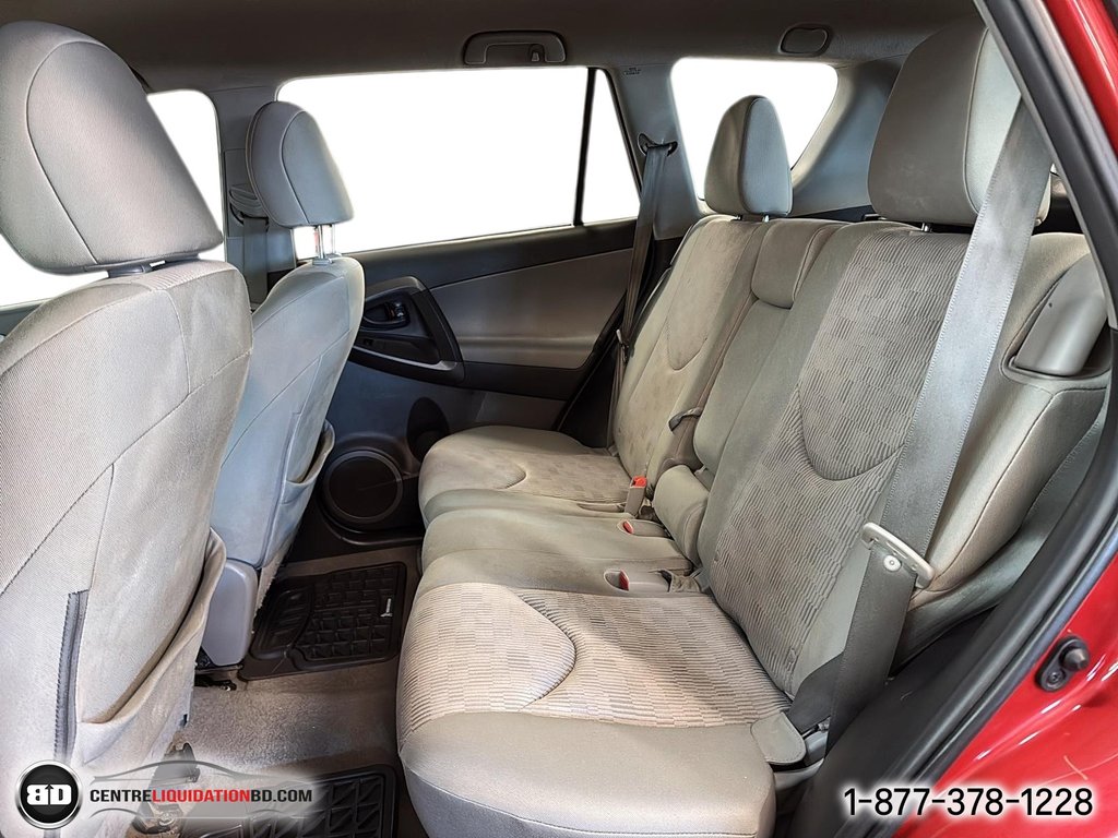 Toyota RAV4 AWD 2012 à Granby, Québec - 16 - w1024h768px