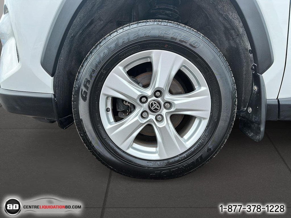 2021 Toyota RAV4 in Granby, Quebec - 10 - w1024h768px