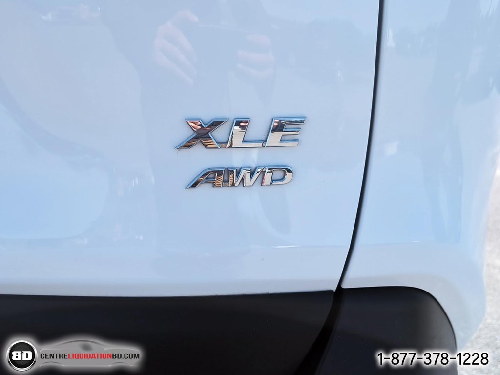 2021 Toyota RAV4 XLE in Granby, Quebec - 18 - w1024h768px