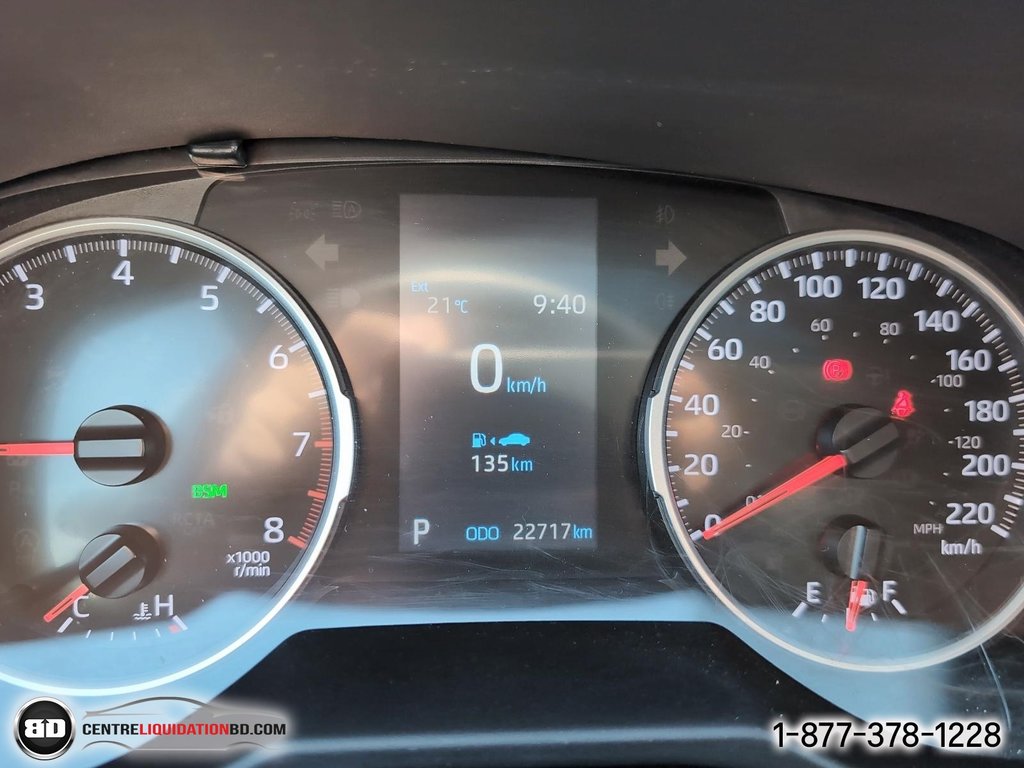 2021 Toyota RAV4 XLE in Granby, Quebec - 16 - w1024h768px