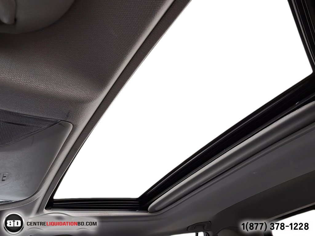 2023 Toyota RAV4 Limited in Granby, Quebec - 22 - w1024h768px