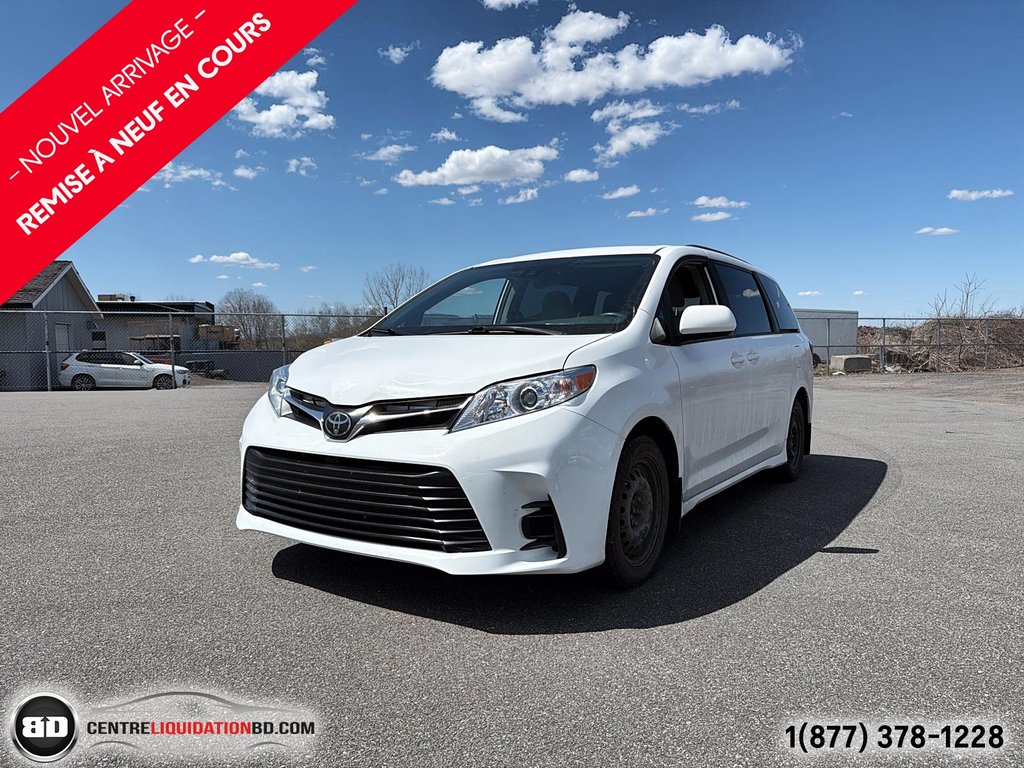 Toyota Sienna LE 2019 à Granby, Québec - 1 - w1024h768px