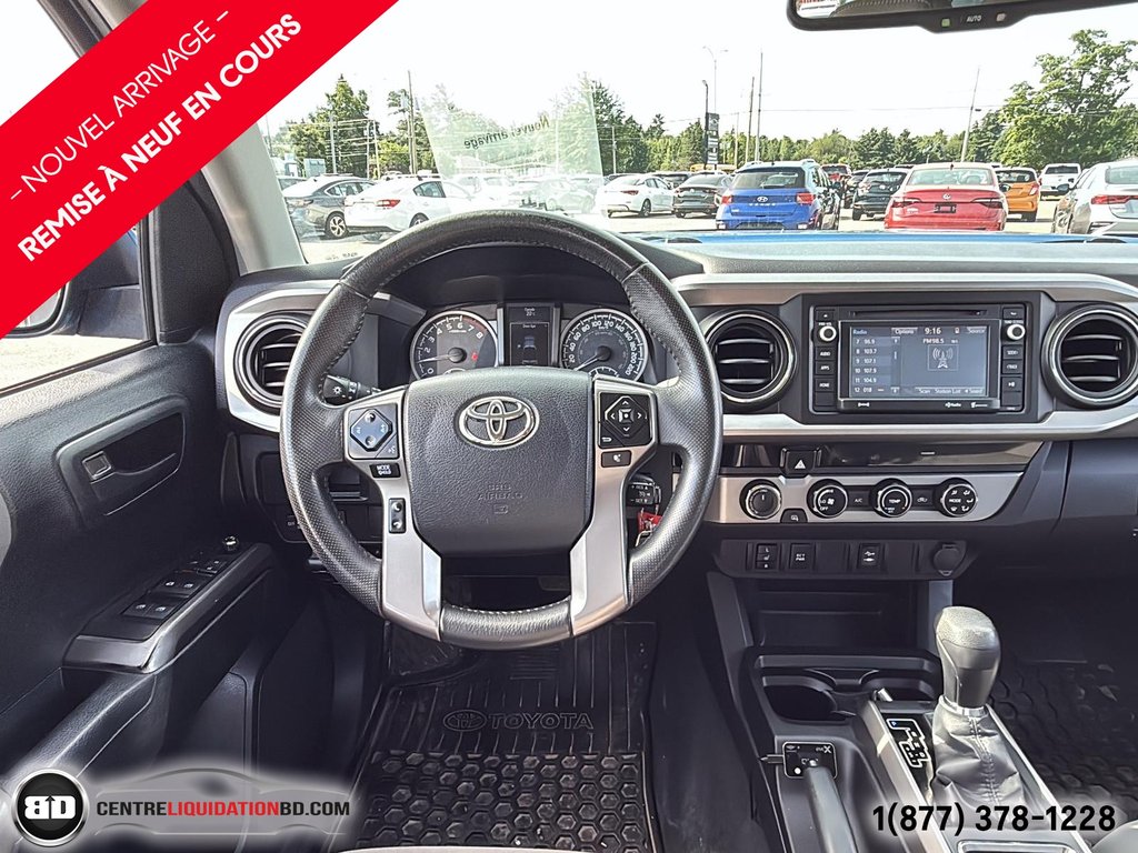 2017 Toyota Tacoma SR5 in Granby, Quebec - 19 - w1024h768px
