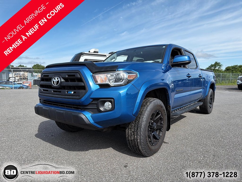 2017 Toyota Tacoma SR5 in Granby, Quebec - 1 - w1024h768px