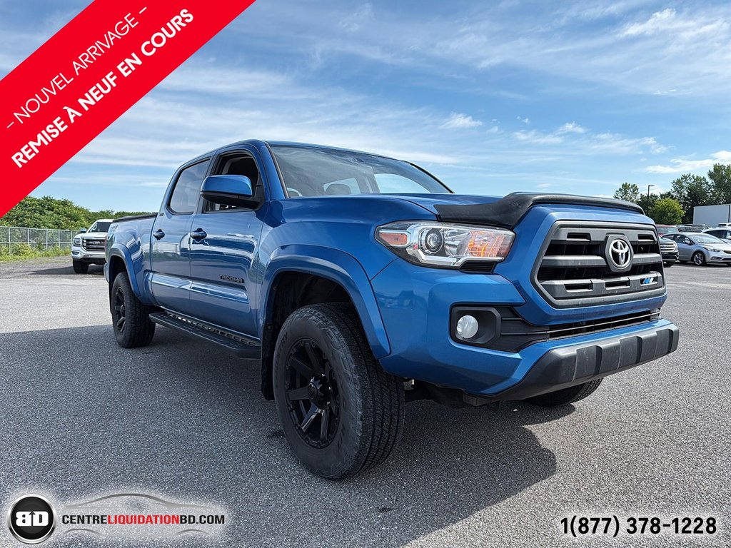 2017 Toyota Tacoma SR5 in Granby, Quebec - 4 - w1024h768px