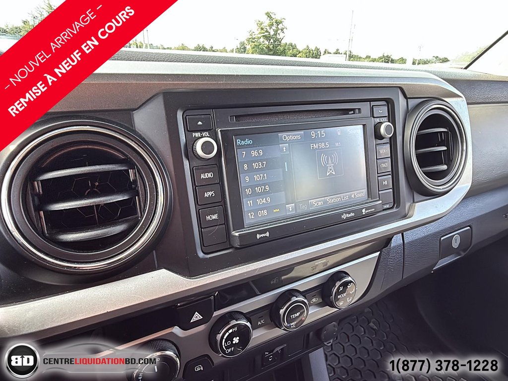2017 Toyota Tacoma SR5 in Granby, Quebec - 15 - w1024h768px