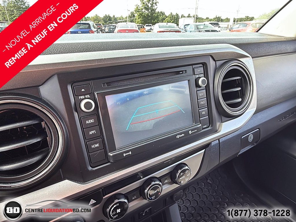 2017 Toyota Tacoma SR5 in Granby, Quebec - 16 - w1024h768px