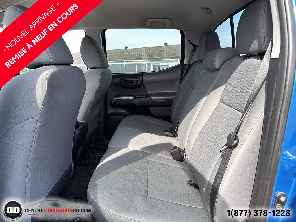 2017 Toyota Tacoma SR5 in Granby, Quebec - 12 - w1024h768px