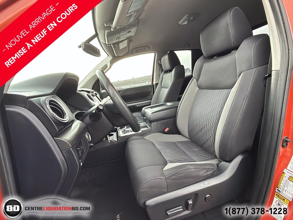 Toyota Tundra SR5 Plus 2017 à Granby, Québec - 12 - w1024h768px