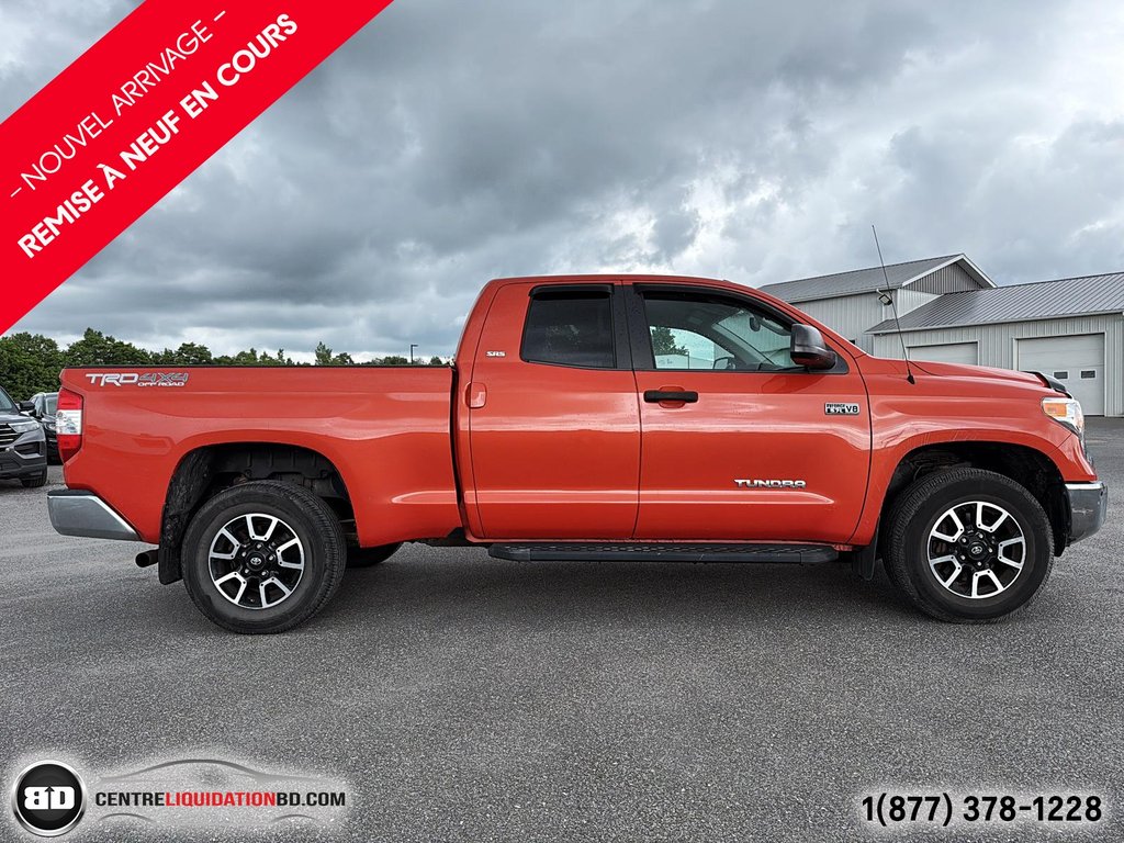 Toyota Tundra SR5 Plus 2017 à Granby, Québec - 5 - w1024h768px
