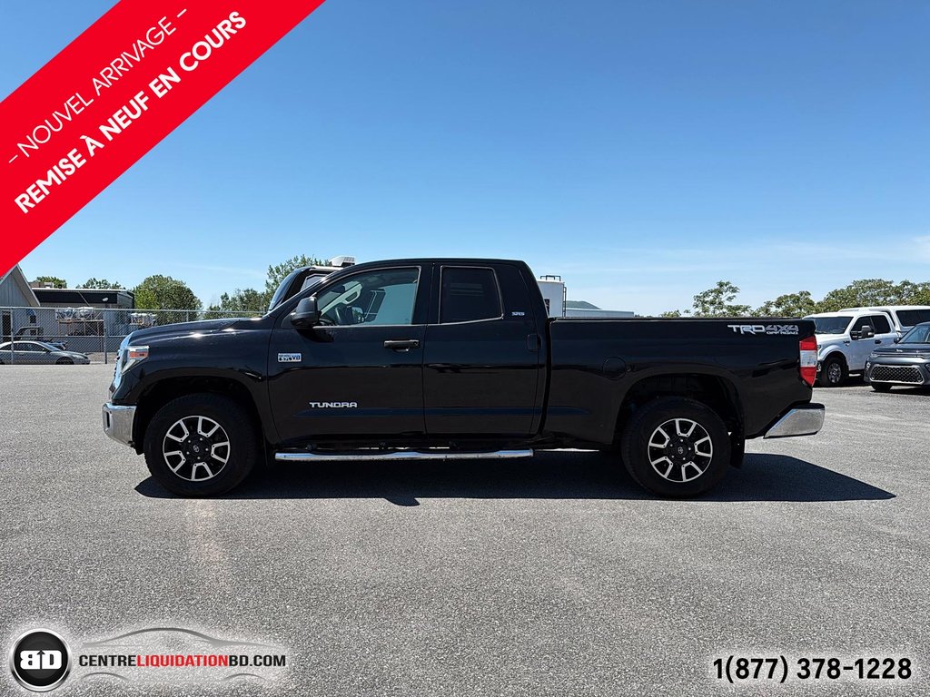 2018 Toyota Tundra SR5 Plus in Granby, Quebec - 11 - w1024h768px