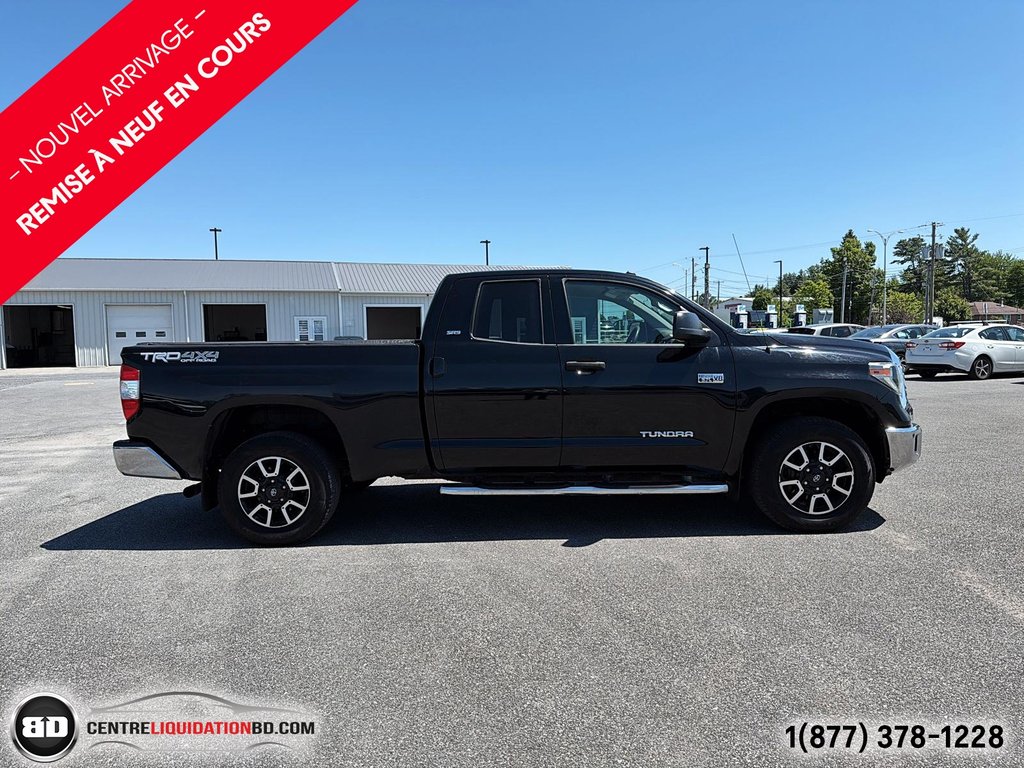 2018 Toyota Tundra SR5 Plus in Granby, Quebec - 5 - w1024h768px