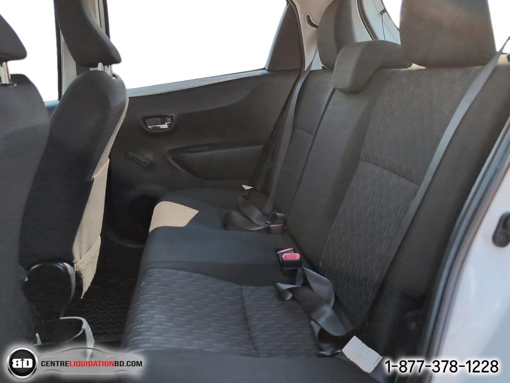 Toyota Yaris  2014 à Granby, Québec - 12 - w1024h768px