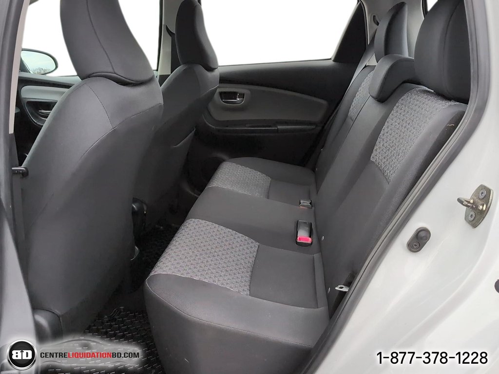 2015 Toyota Yaris LE AUTOMATIQUE in Granby, Quebec - 14 - w1024h768px
