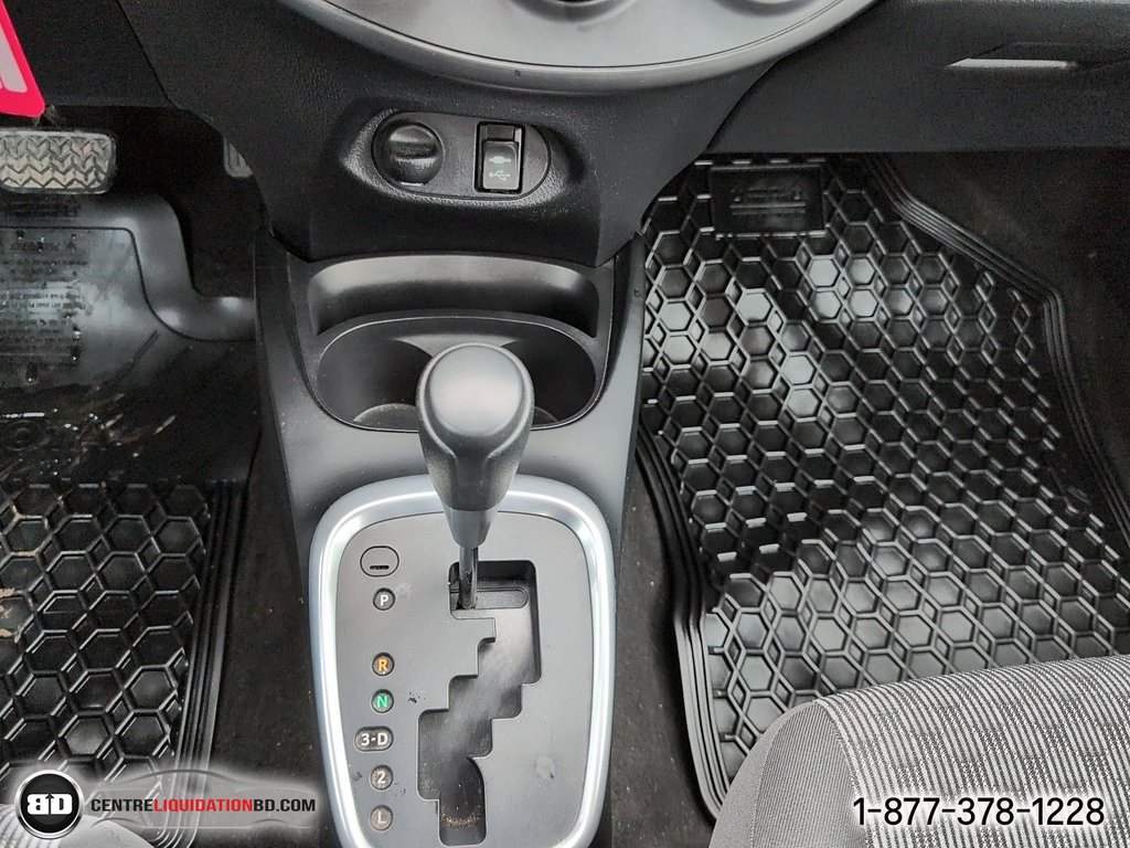 2015 Toyota Yaris LE AUTOMATIQUE in Granby, Quebec - 19 - w1024h768px