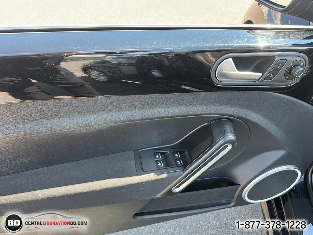 Volkswagen Beetle Convertible TRENDLINE 2017 à Granby, Québec - 13 - w1024h768px