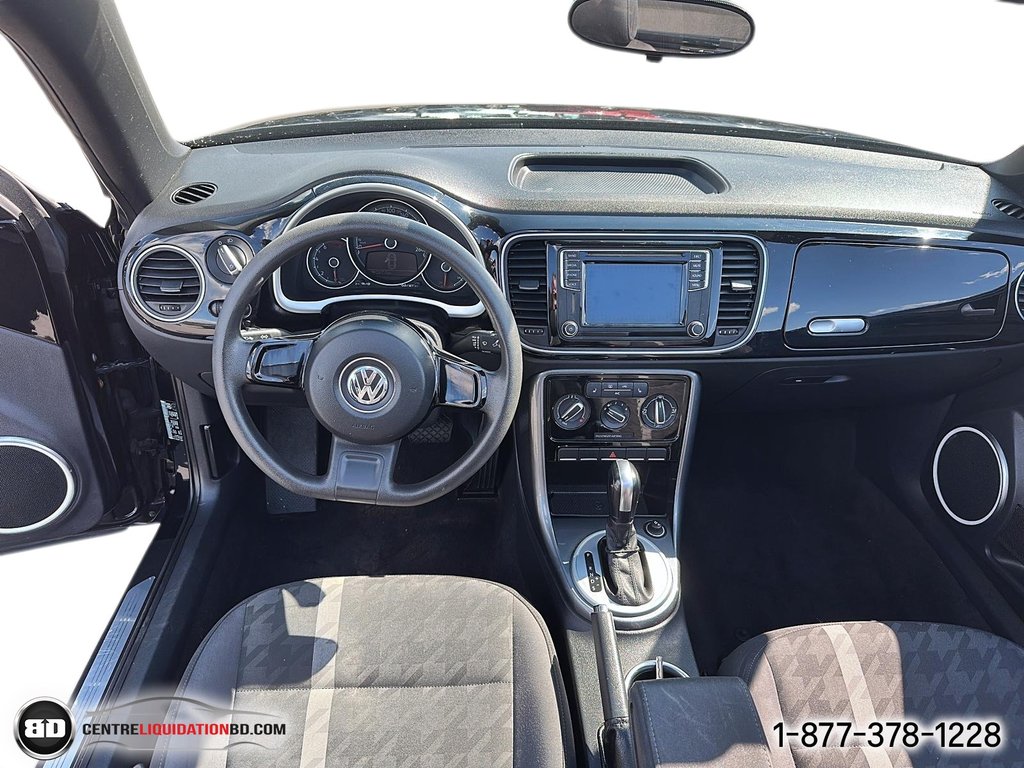 Volkswagen Beetle Convertible TRENDLINE 2017 à Granby, Québec - 12 - w1024h768px