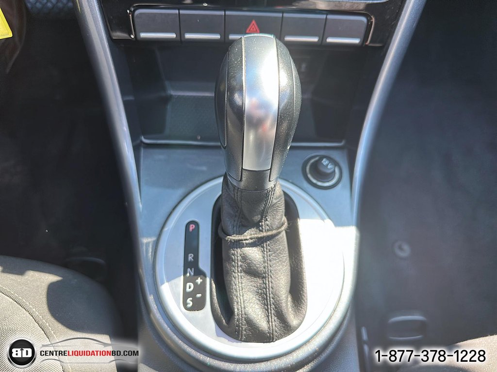 Volkswagen Beetle Convertible TRENDLINE 2017 à Granby, Québec - 17 - w1024h768px