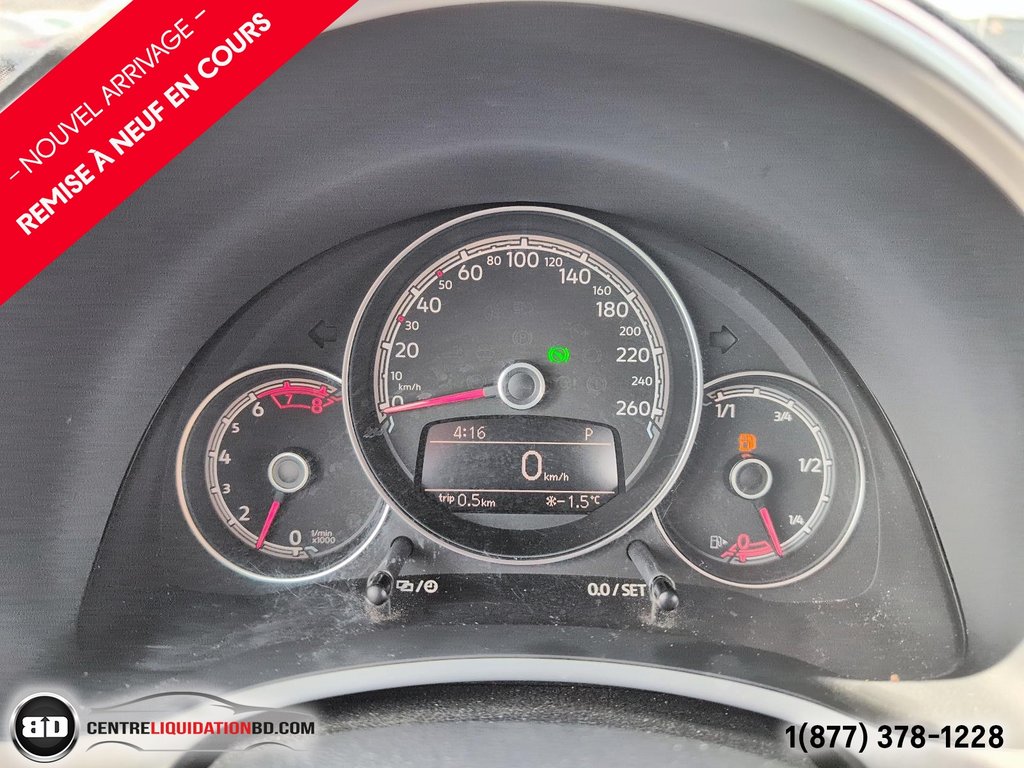 Volkswagen Beetle Coupe 1.8L TURBO 2017 à Granby, Québec - 10 - w1024h768px
