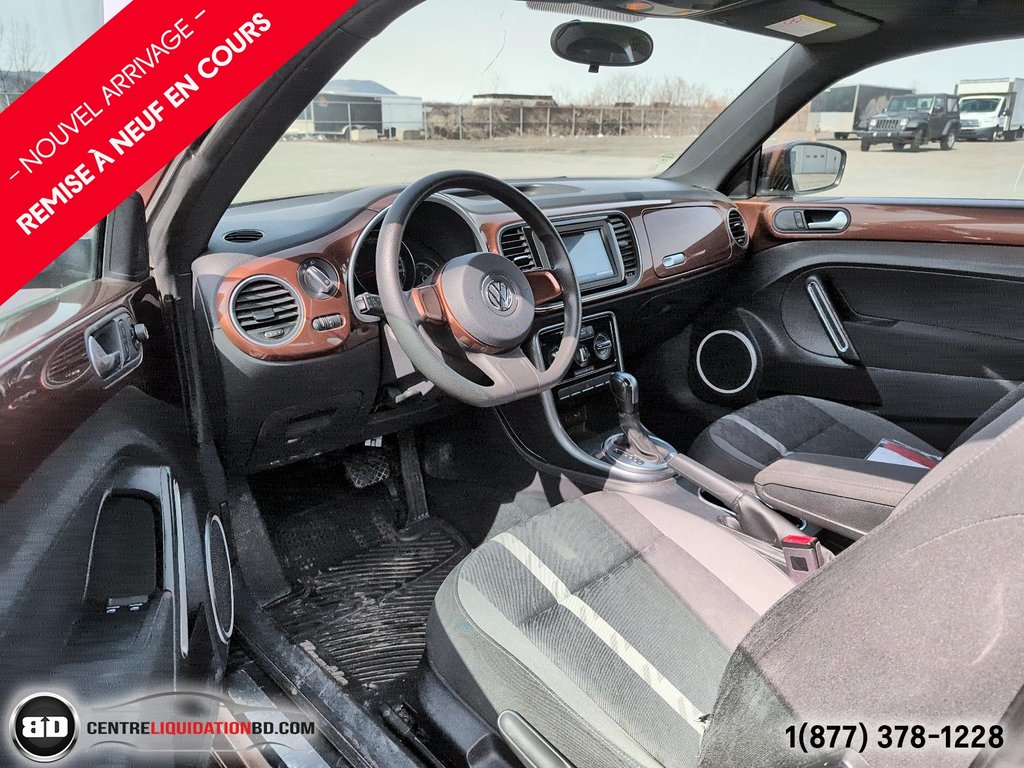 Volkswagen Beetle Coupe 1.8L TURBO 2017 à Granby, Québec - 9 - w1024h768px