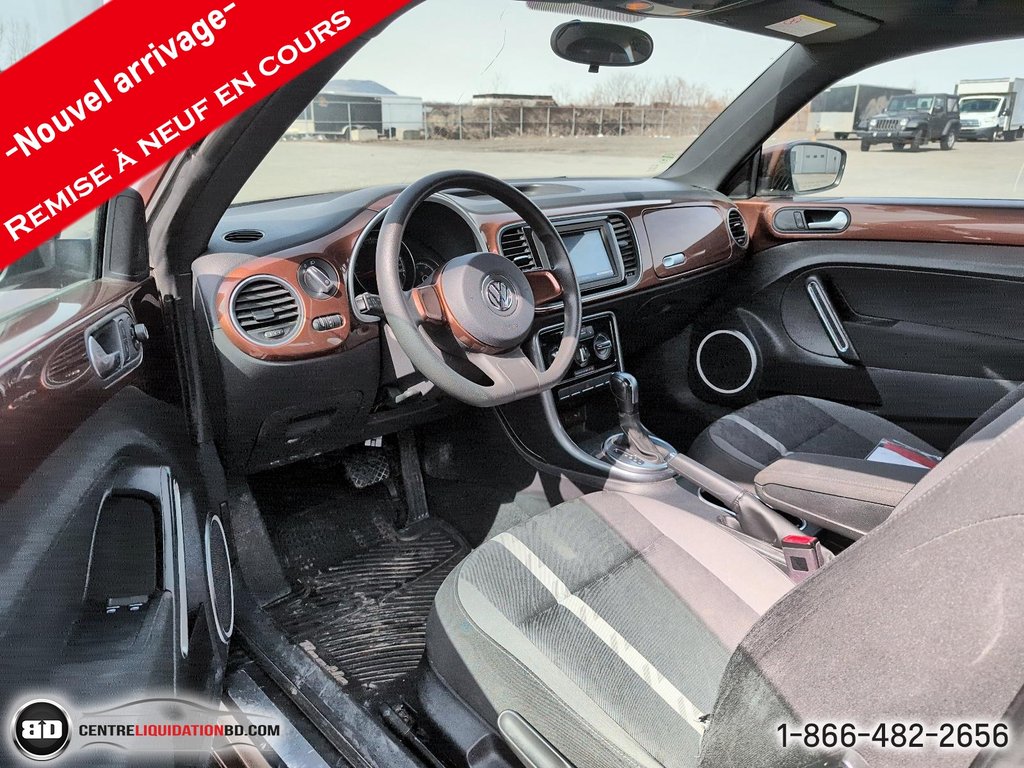 Volkswagen Beetle Coupe 1.8L TURBO 2017 à Granby, Québec - 9 - w1024h768px