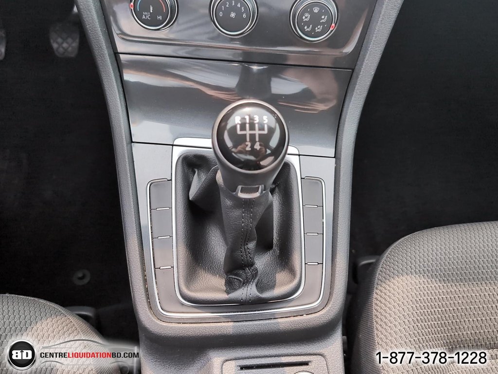 Volkswagen Golf TRENDLINE 2018 à Granby, Québec - 19 - w1024h768px