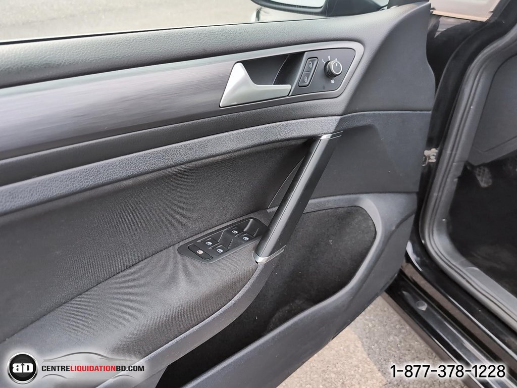 Volkswagen Golf TRENDLINE 2018 à Granby, Québec - 15 - w1024h768px