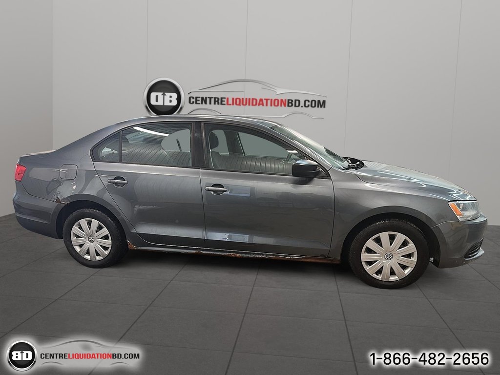 Volkswagen Jetta Sedan  2012 à Granby, Québec - 4 - w1024h768px