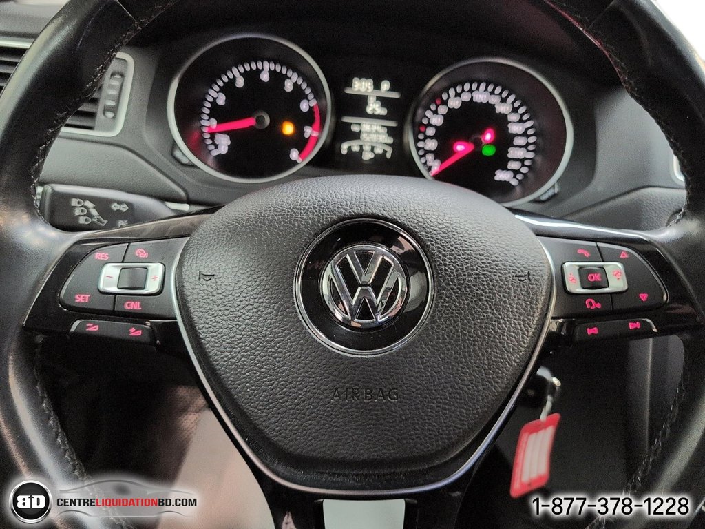 Volkswagen Jetta Sedan COMFORTLINE AUTOMATIQUE TOIT MAGS 2015 à Granby, Québec - 18 - w1024h768px