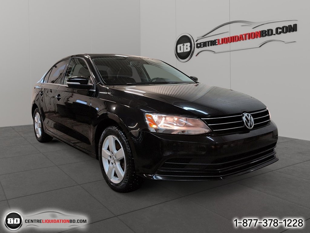 Volkswagen Jetta Sedan COMFORTLINE AUTOMATIQUE TOIT MAGS 2015 à Granby, Québec - 3 - w1024h768px