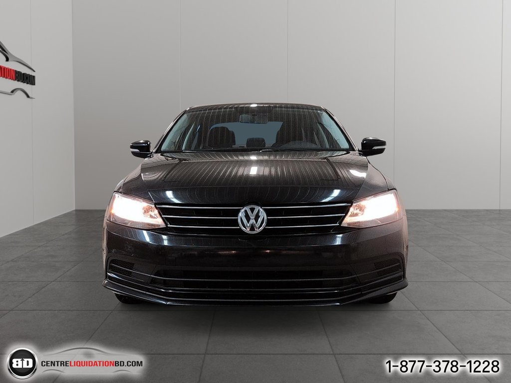 Volkswagen Jetta Sedan COMFORTLINE AUTOMATIQUE TOIT MAGS 2015 à Granby, Québec - 2 - w1024h768px
