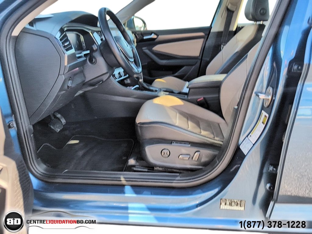 2019 Volkswagen Jetta Execline in Granby, Quebec - 13 - w1024h768px