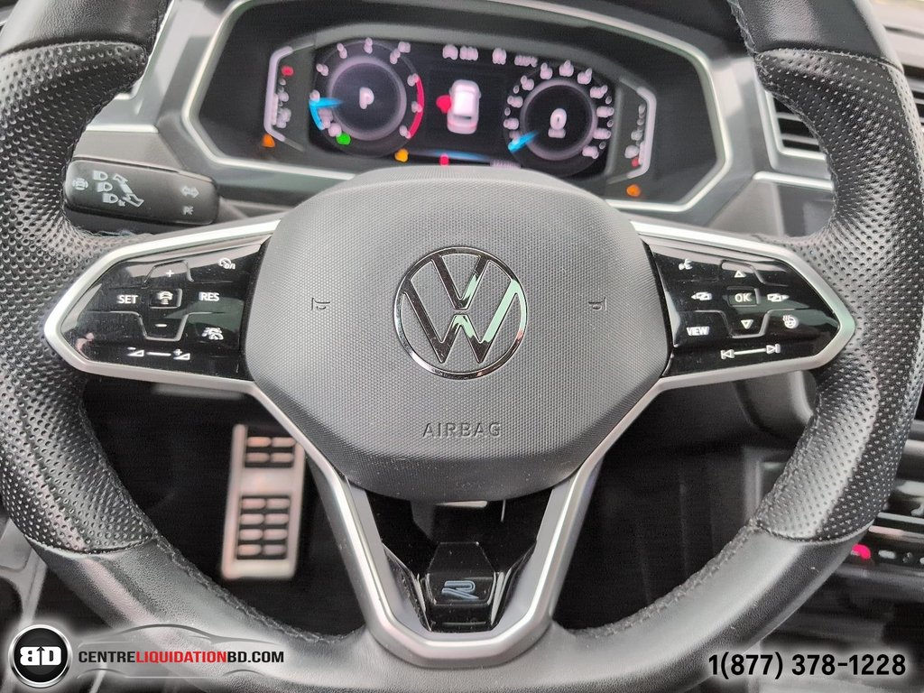 2022 Volkswagen Tiguan Highline R-Line in Granby, Quebec - 18 - w1024h768px