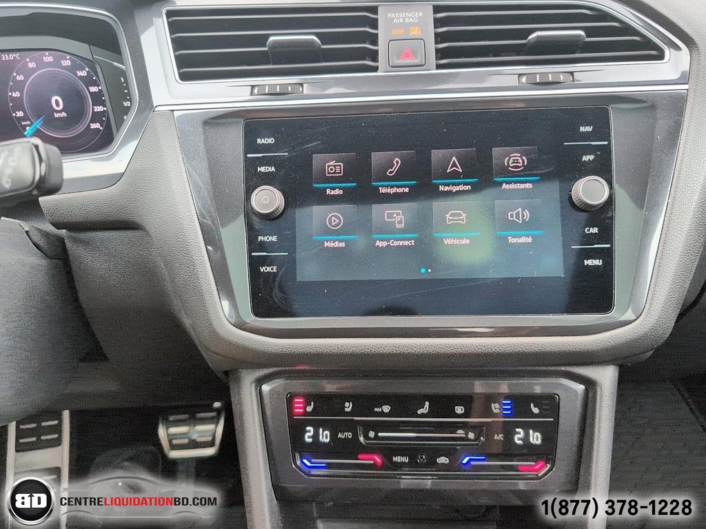 2022 Volkswagen Tiguan Highline R-Line in Granby, Quebec - 20 - w1024h768px