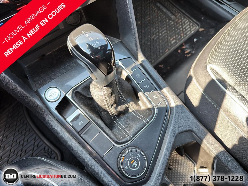 2022 Volkswagen Tiguan Highline R-Line in Granby, Quebec - 15 - w1024h768px