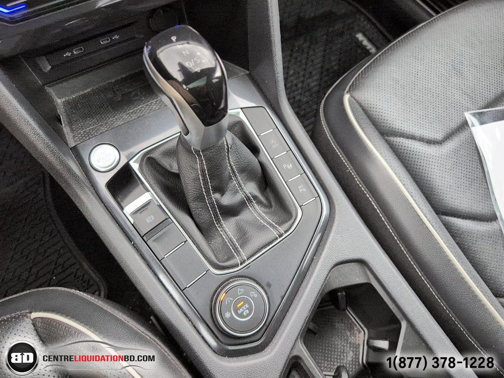 2022 Volkswagen Tiguan Highline R-Line in Granby, Quebec - 21 - w1024h768px