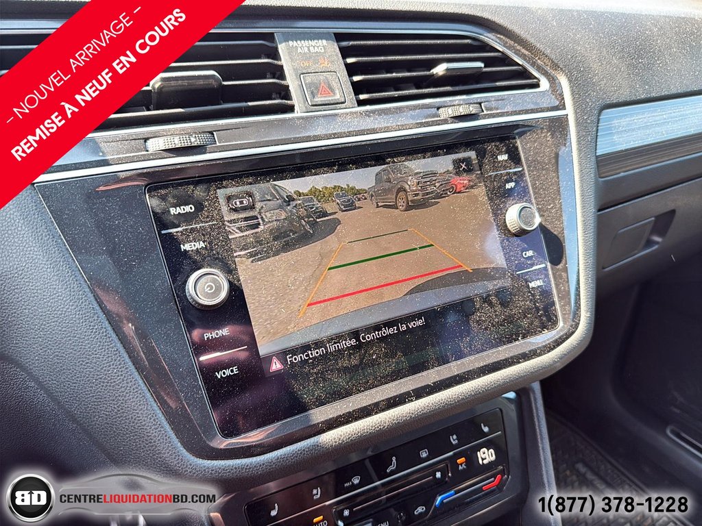 2022 Volkswagen Tiguan Highline R-Line in Granby, Quebec - 12 - w1024h768px