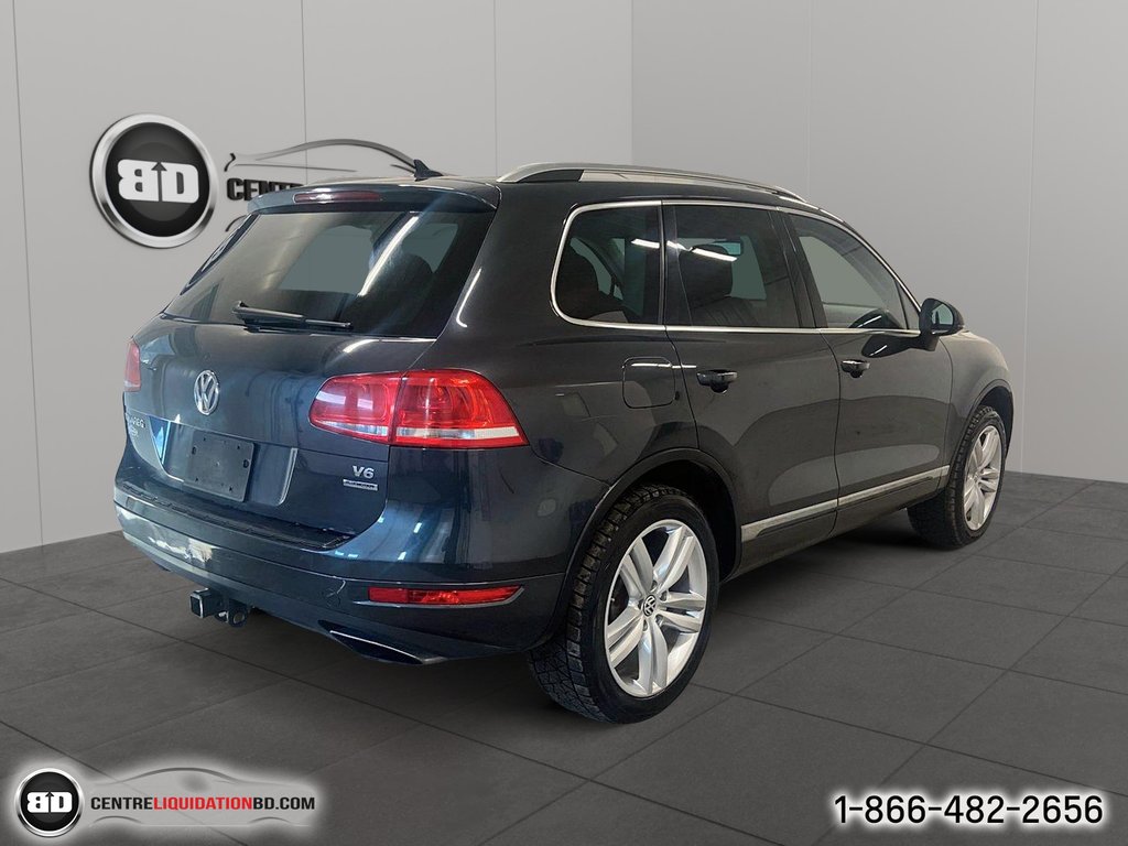 2011  Touareg 4 MOTION BANCS CHAUFFANTS CAMERA RECULE HITCH BARRE TOIT in Granby, Quebec - 4 - w1024h768px